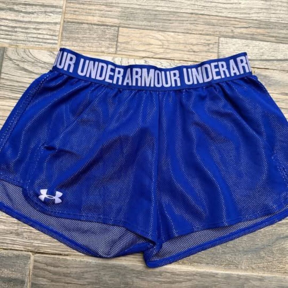 Under Armour Women’s tech shine up blue super soft shorts - size XS